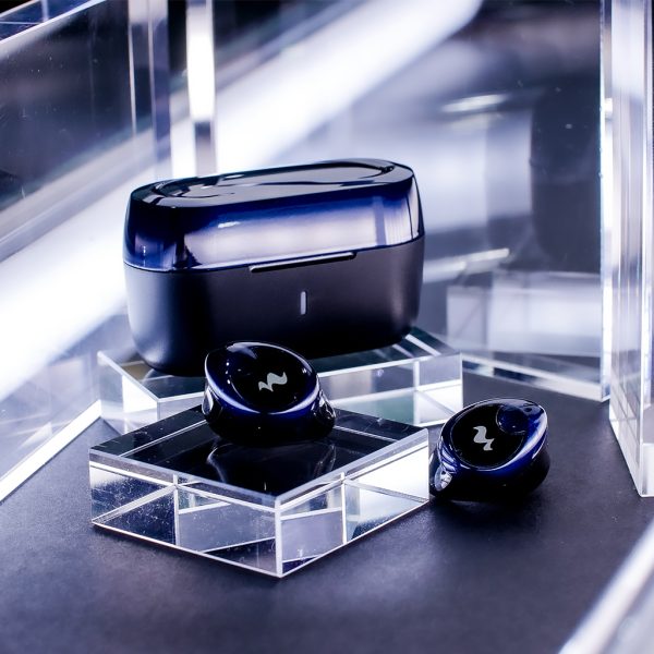 Kagami Wireless Earbuds - Image 3