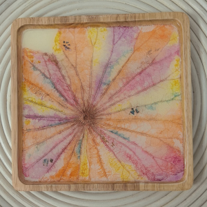 Set of 3 Wooden Plates with Lotus Leaf